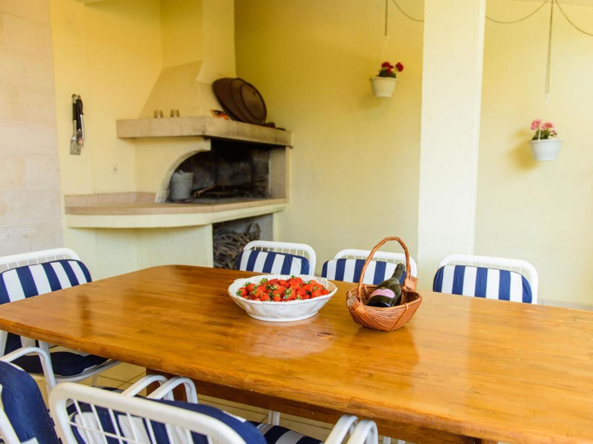 Holiday Home Silvija Supetar Buitenkant foto