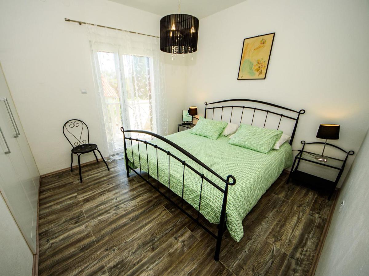 Holiday Home Silvija Supetar Buitenkant foto