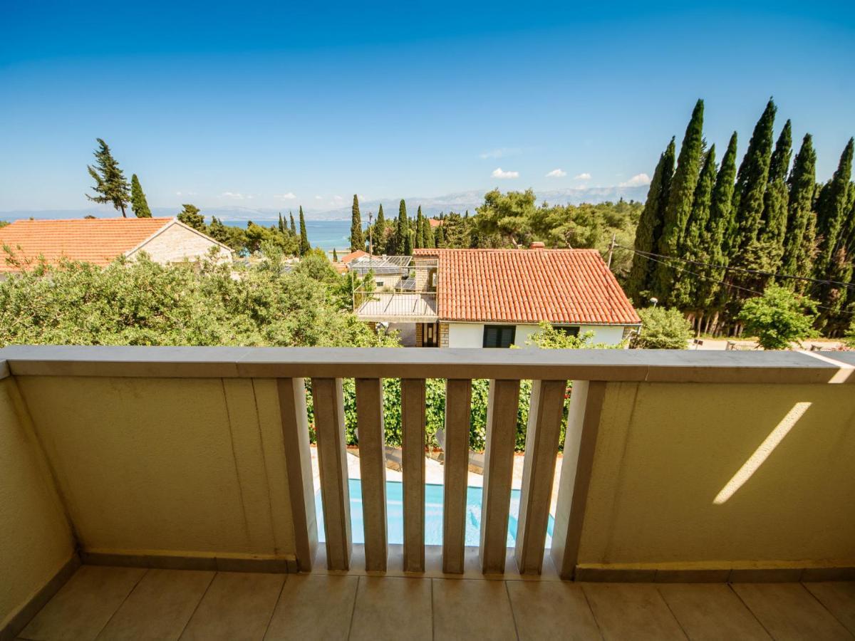 Holiday Home Silvija Supetar Buitenkant foto